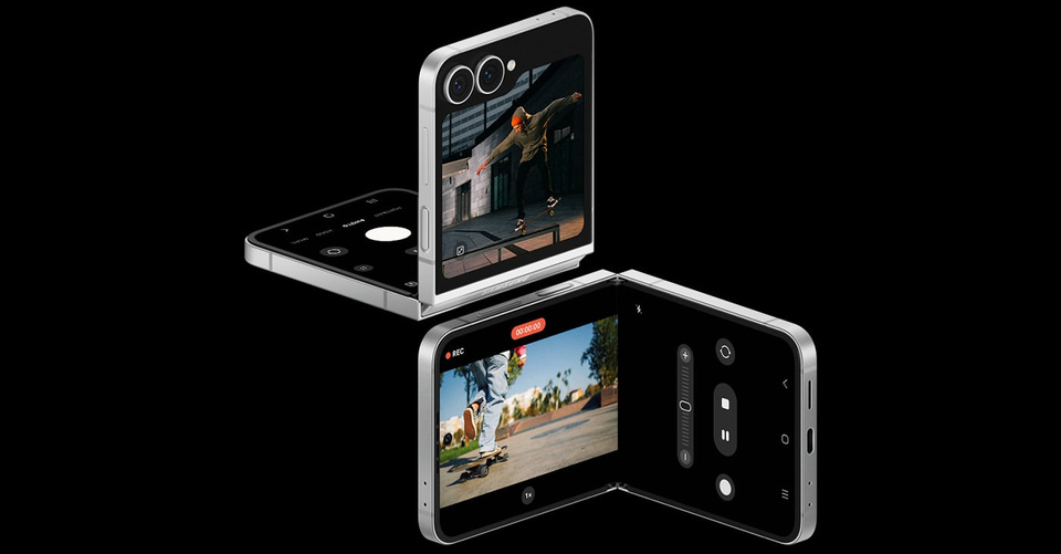 Smartfon Samsung Galaxy Z Flip7 FE 5G (F761) 8/128GB