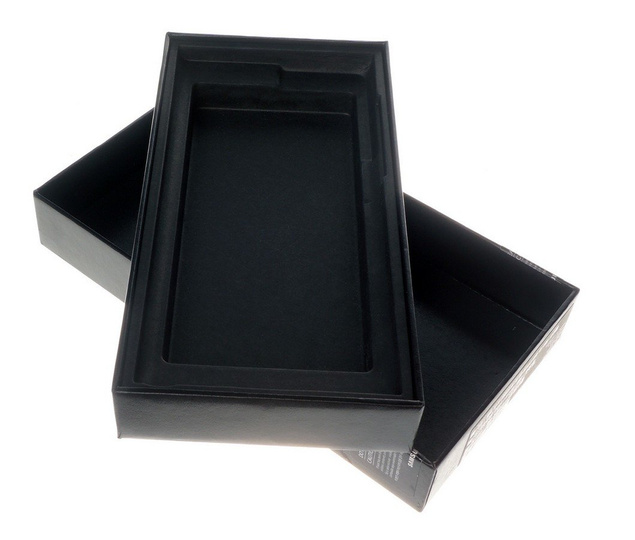 Pudełko Samsung Galaxy S22 Ultra 5G 256GB bordowy (S908)